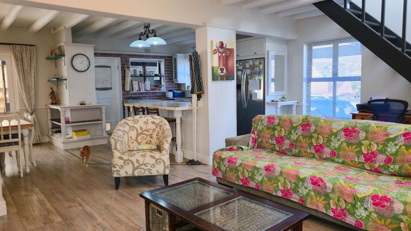 6 Bedroom Property for Sale in Fish Hoek Western Cape